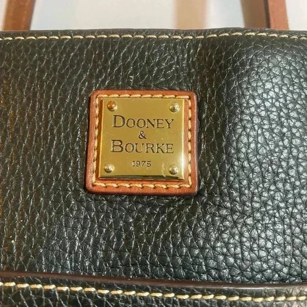 Dooney Bourke vintage black leather satchel handbag